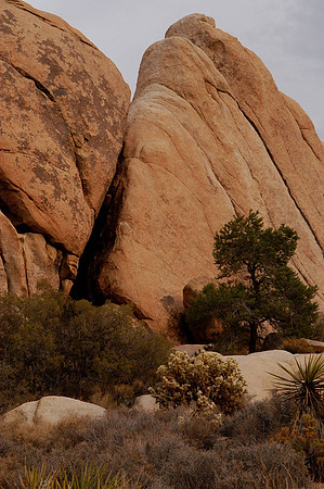 diagonal-rock.jpg