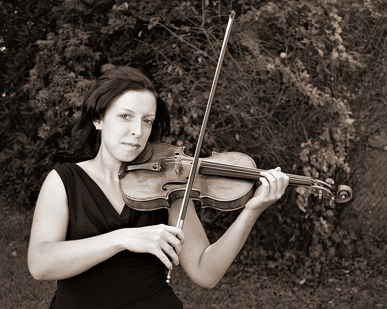 DSC_1402meg-bw.jpg