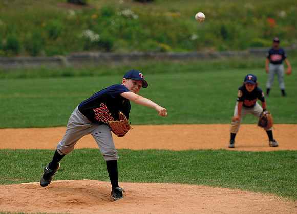 ryan-pitching.jpg