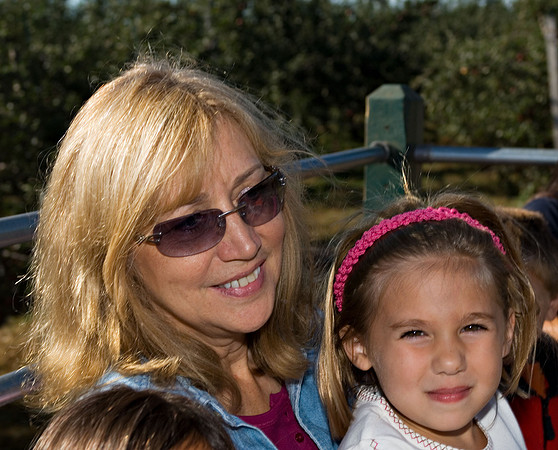 DSC_8247apple-picking.jpg