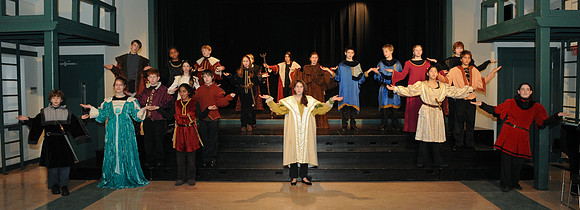 AD0_1097romeo_and_juliet.jpg