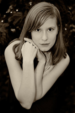 Liz-T-Max-Pro-100-sepia-18-brightness-17.jpg