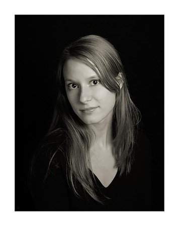 AED_1930liz-bw.jpg