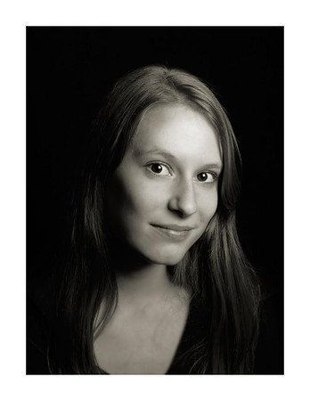 AED_1959liz-bw.jpg