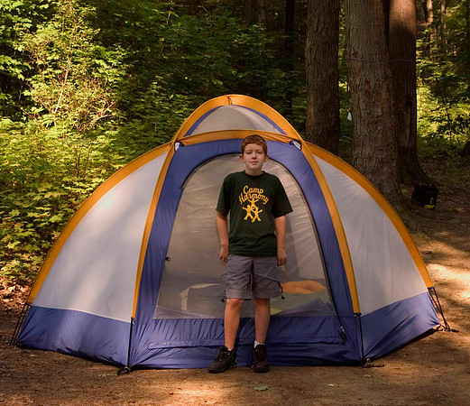 33527801.tent1.jpg